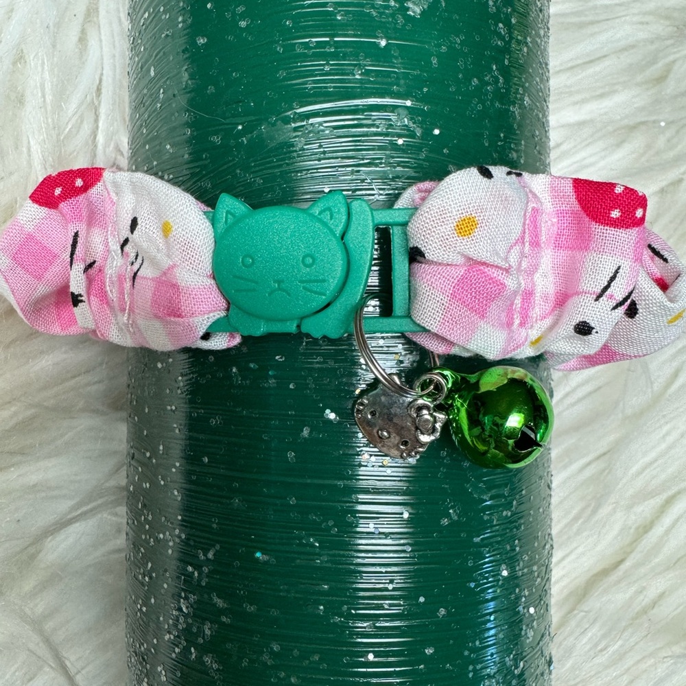 Hello Kitty Elastic Cat Collar